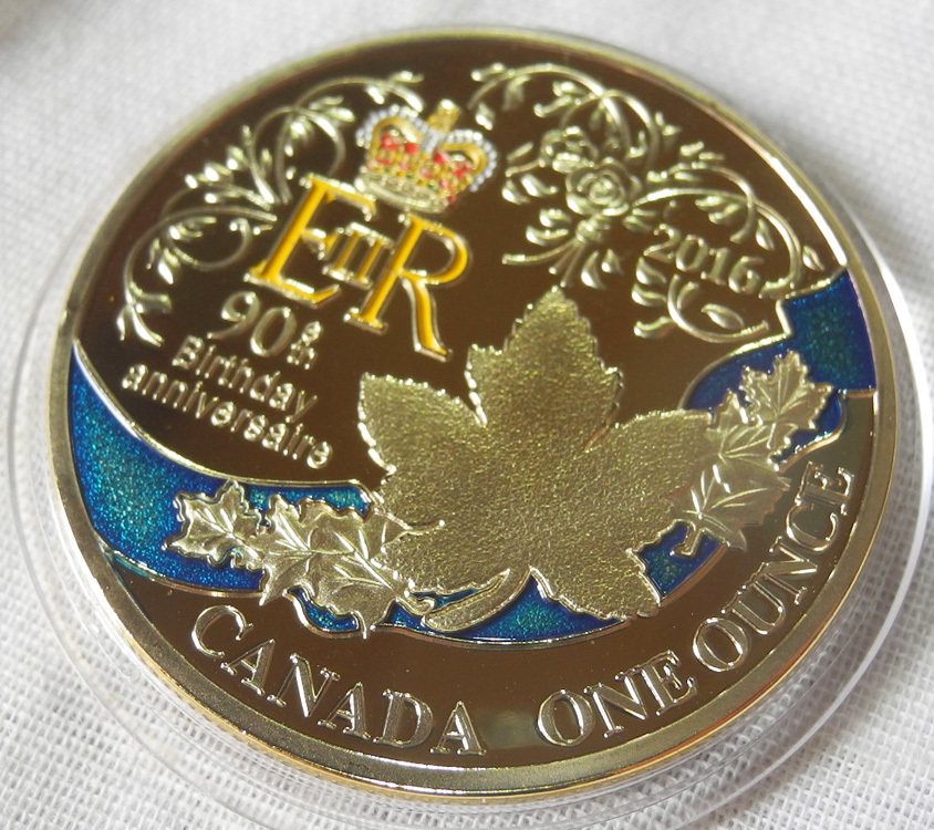 加拿大收藏硬幣伊麗莎白女王的90週年金牌顏色1盎司1盎司24金鍍金楓葉（禮品禮物禮物） 原文:カナダ コレクションコイン エリザベス女王誕生90周年 記念金メダル カラー 1oz 1オンス 24金メッキ メイプルリーフ（検 金貨 プレゼント