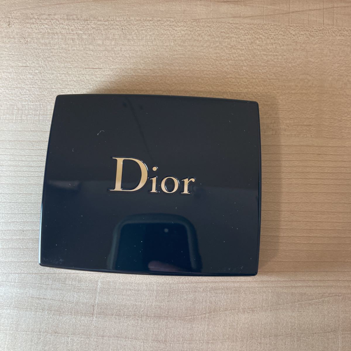 ※8874　Dior ディオール サンククルールクチュール アイシャドウ 549ゴールデンスノー ゴールデンナイツ　袋付き_画像2