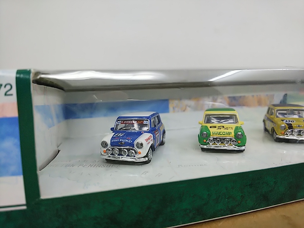 ■ HONGWELL/Cararamaホンウェル・カララマ 1/72 Mini Cooper 6台セット ミニクーパー レーシングミニカー_画像2