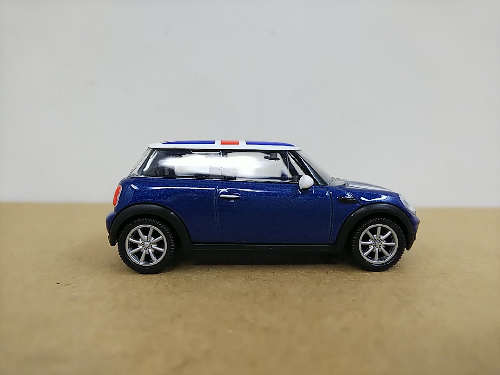 ■BMW特注 NOREV製ノレブ Mini Cooper ミニクーパー ミニカーの画像4