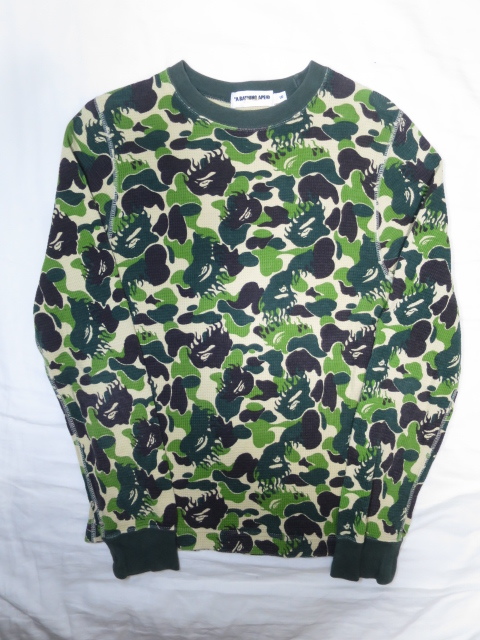 A BATHING APE アベイシングエイプ 迷彩 サーマル ロンT サイズ A BATHING APE アベイシングエイプ 迷彩 サーマル ロンT サイズ