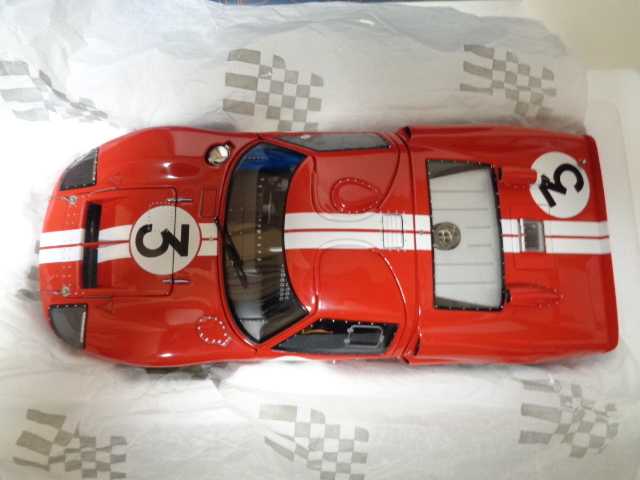 EXOTO(エグゾト)1/18 Ford GT40 MKII #3 1966 Le Mans 24hルマン_画像4