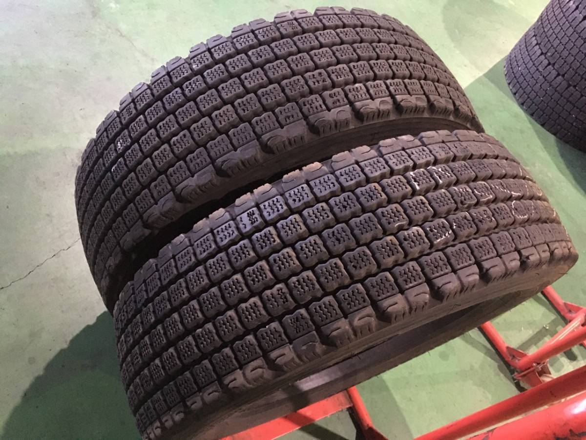 x841-3-10 ☆265/60R22.5 BS W910 中古2本！ 2019/2021年製 スタッドレス♪ k120_画像1