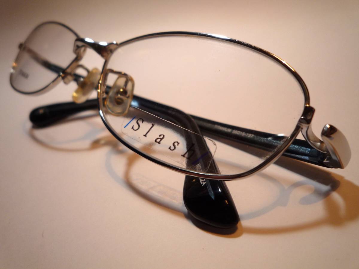 39530 Slash/スラッシュ TITANIUM 眼鏡フレーム 逆Rヒンジ 未使用_画像8