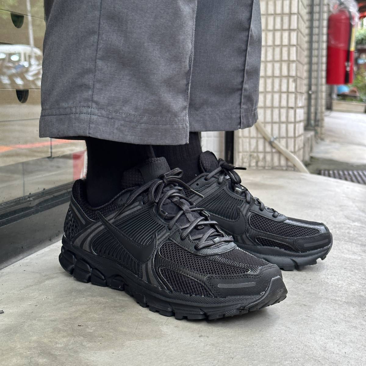ナイキ ズーム ボメロ 5 SP NIKE Zoom Vomero 5 SP ブラック ナイキ ズーム ボメロ 5 SP NIKE Zoom Vomero 5 SP ブラック