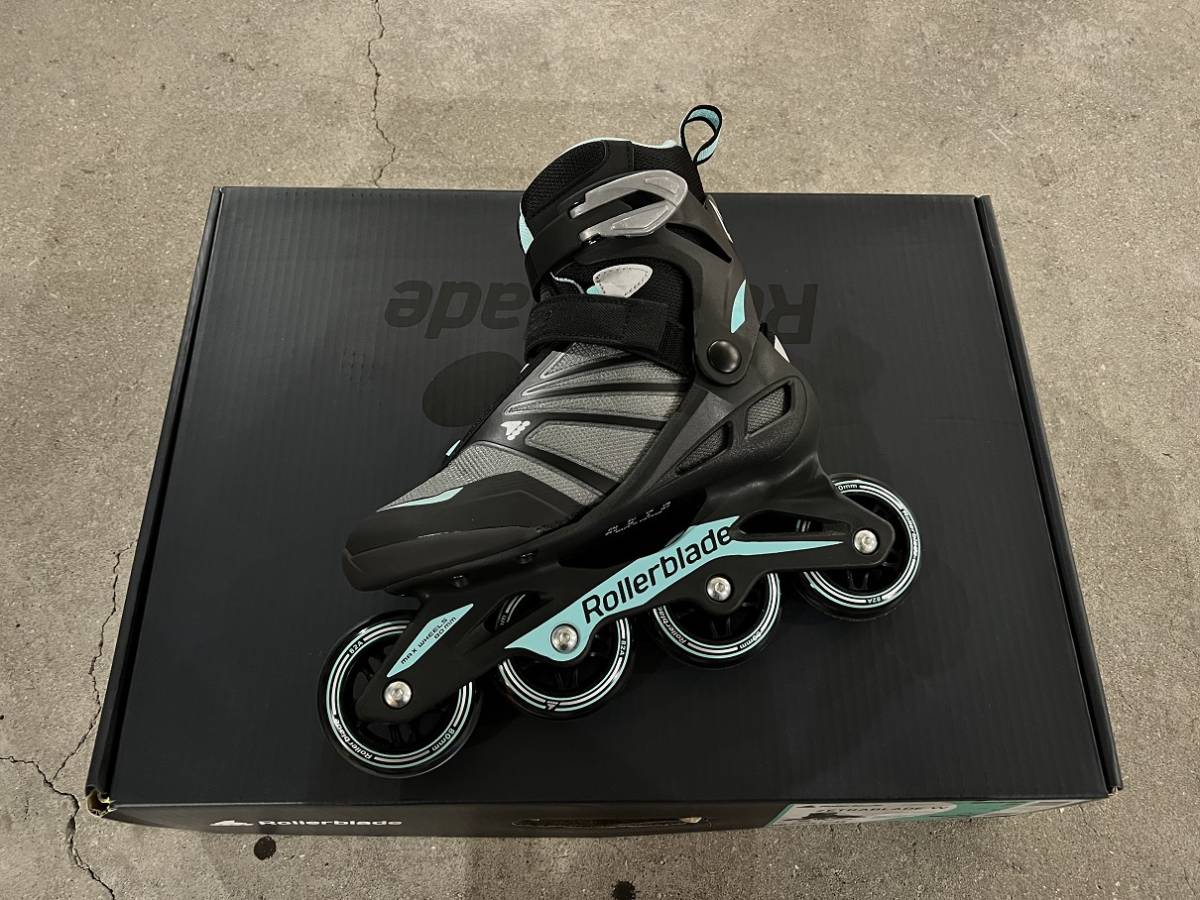  новый товар! не использовался товар!NEW модель фитнес роликовые коньки [ROLLERBLADE ZETRABLADE W|23.0.]