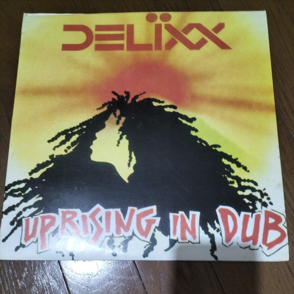 レゲエ、ダブ中古レコード　Delixx UPRISING Dub 　ボブマーリーアルバムのダブ　BOB MARLEY Reggae Dub_画像1