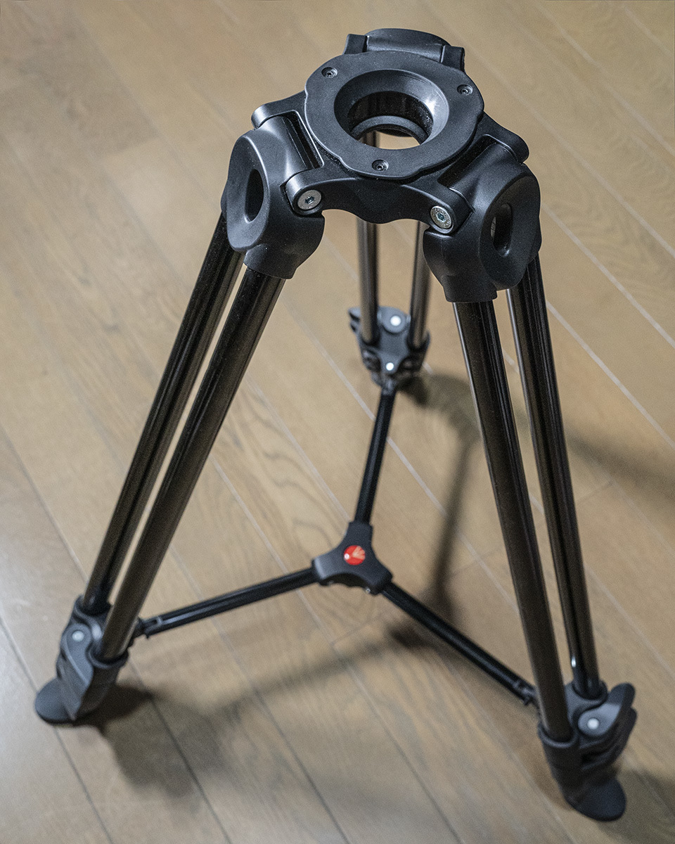 [中古] Manfrotto 動画撮影用 伸縮式ツインアルミ三脚 MVT502AM（脚のみで、雲台は付属しません）_画像1