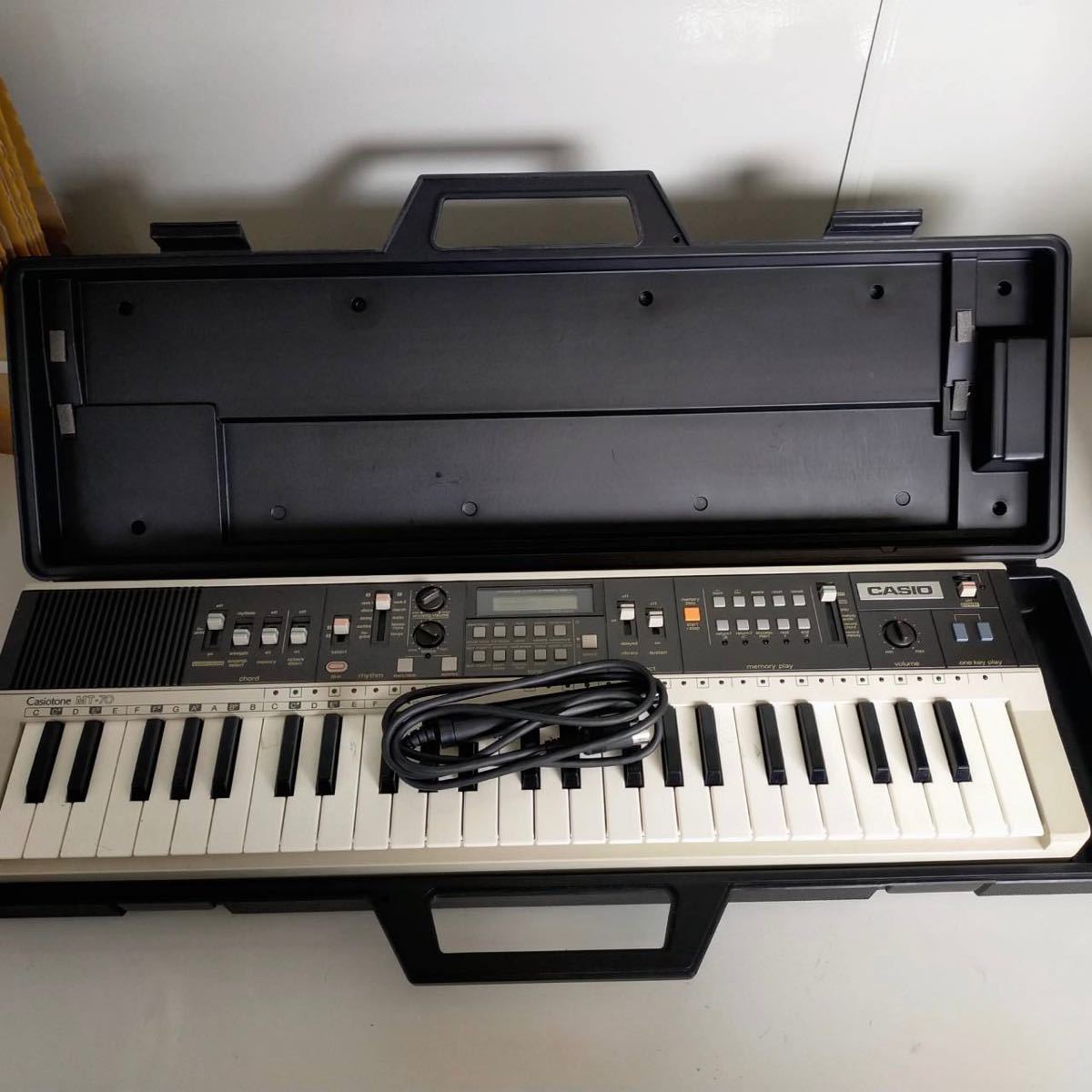 CASIO カシオ 電子キーボード Casiotone MT-70 動作未確認 ケース付き