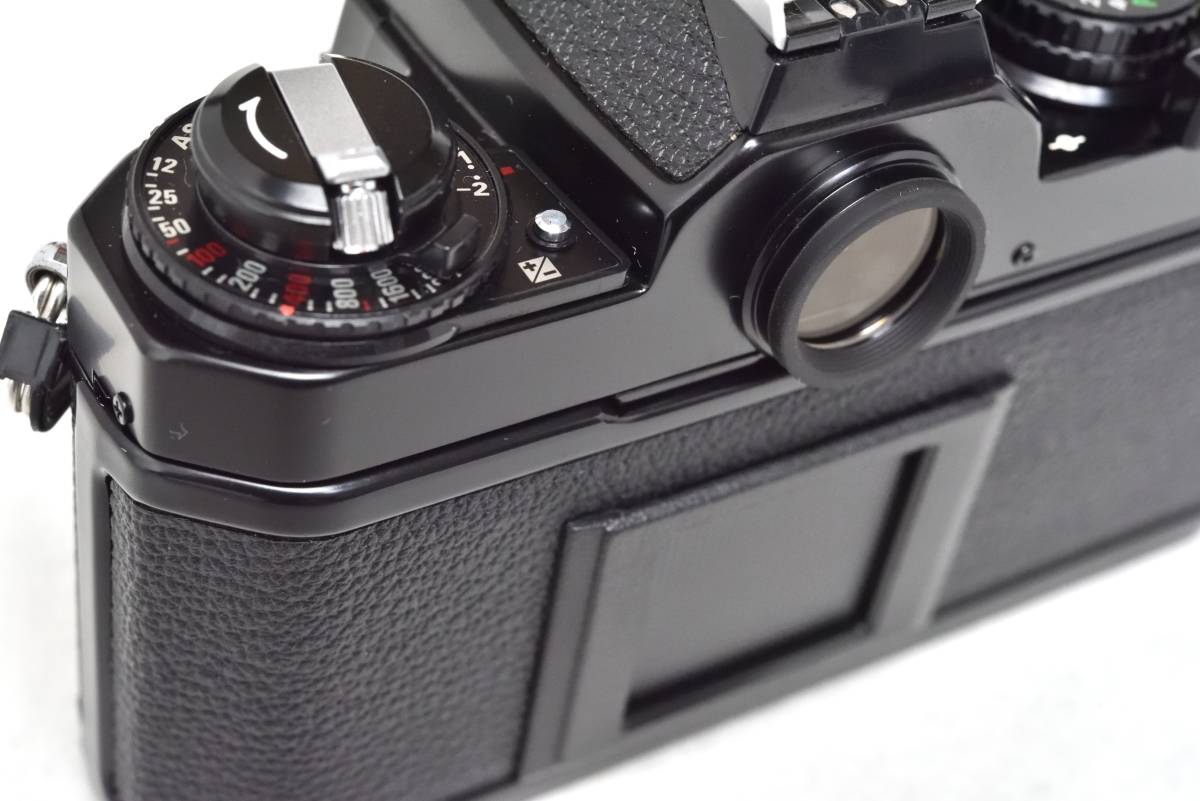 【美品】Nikon ニコンFE2 ブラック　清掃・整備・モルト交換済 　使用感僅かな中古美品_画像6