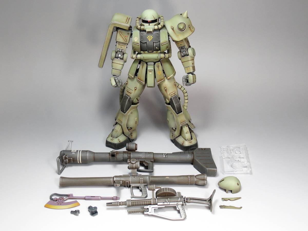 【MG 1/100 MS-06F 量産型ザクⅡ 戦場風 改修塗装完成品】