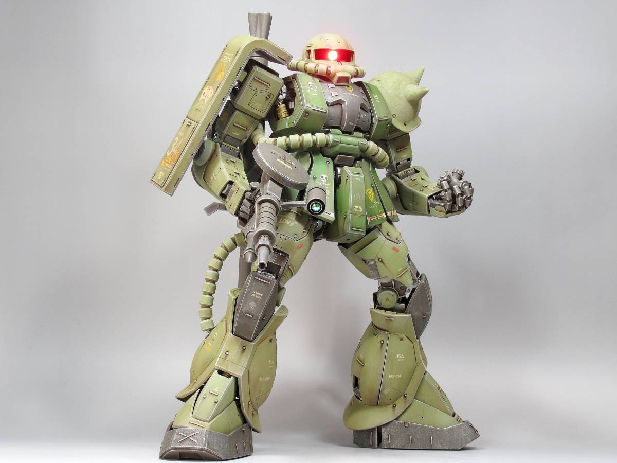 PG 1/60 MS-06F 量産型ザクⅡ 戦場風 徹底改修塗装完成品 PG 1/60 MS-06F 量産型ザクⅡ 戦場風 徹底改修塗装完成品