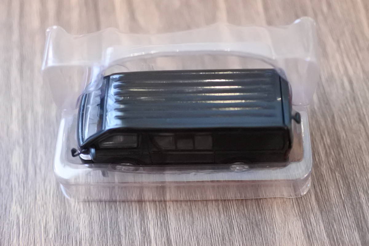 1/64 Era Car NO75　トヨタ　ハイエース　Black Van　未使用品_画像7