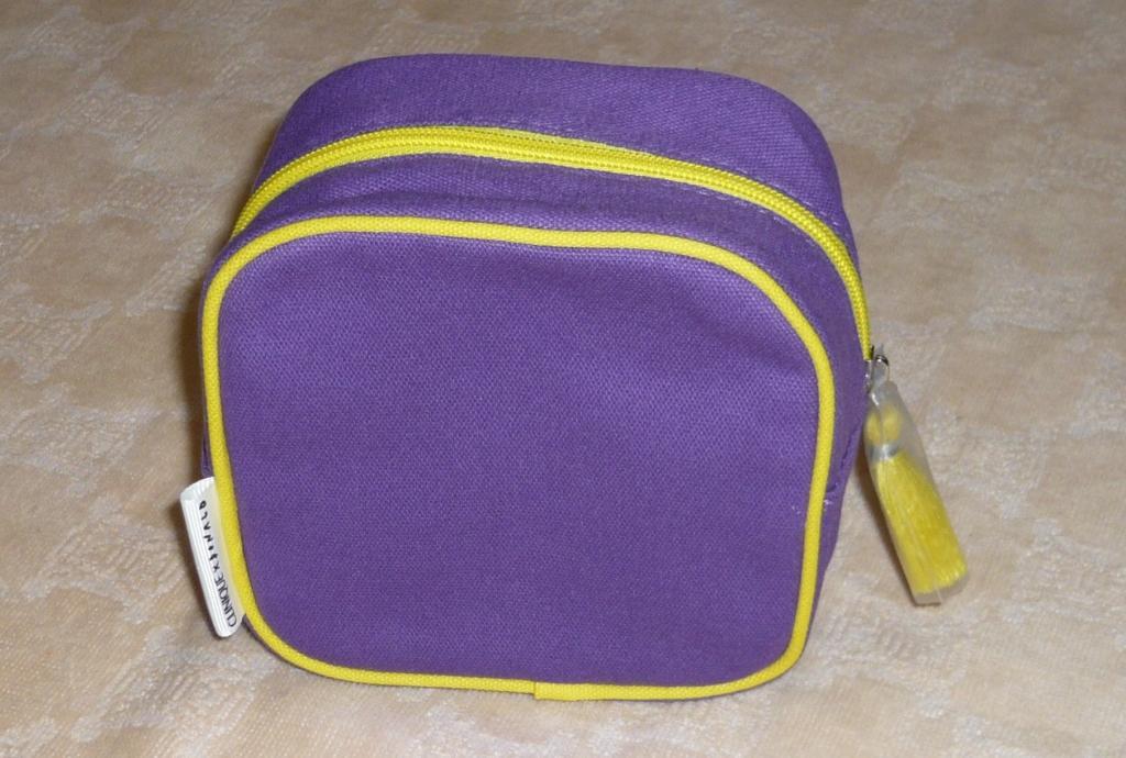 * Clinique * original pouch * purple × yellow color * Novelty *CLINIQUE*