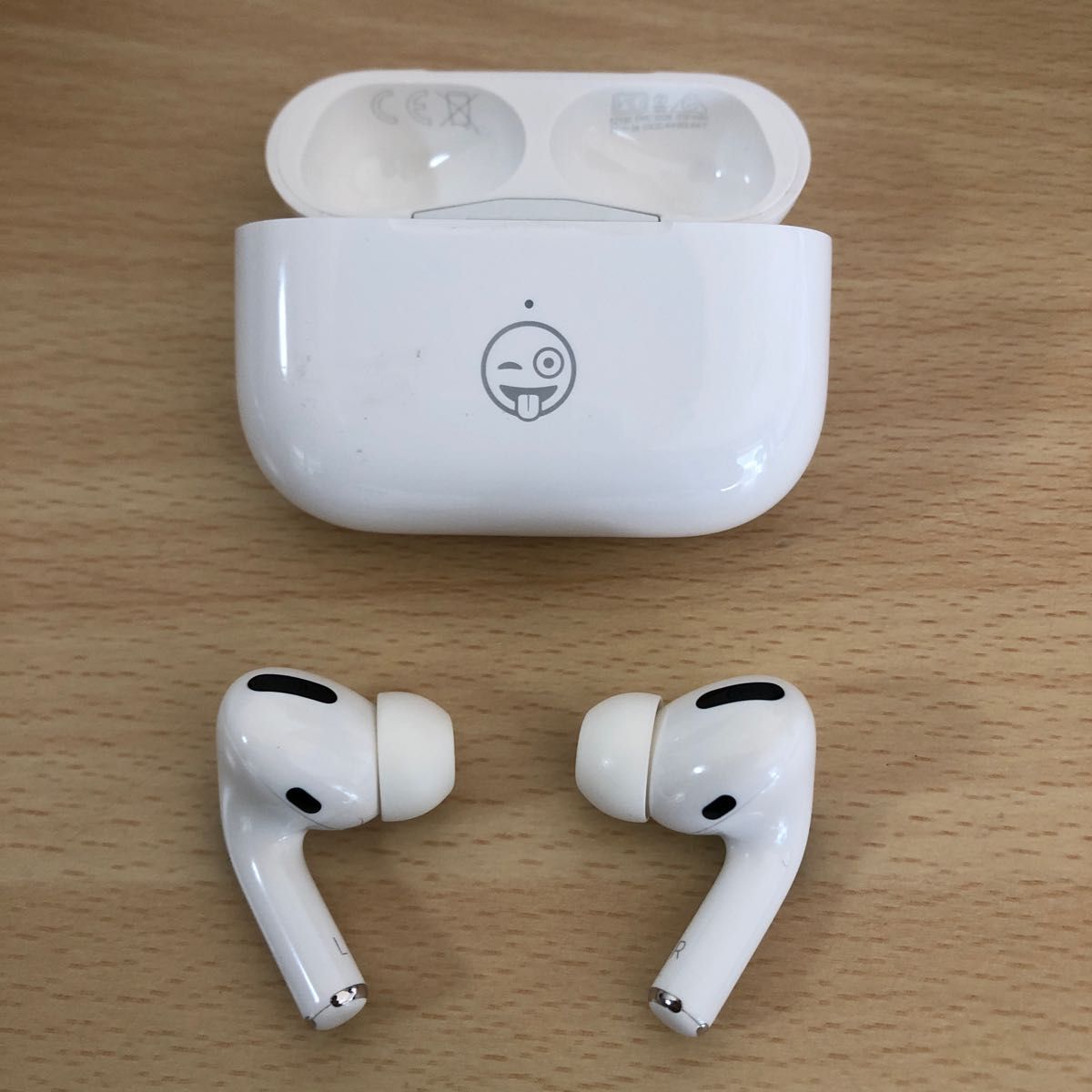 Apple AirPods Pro 第1世代 両耳 ケース 説明書あり-