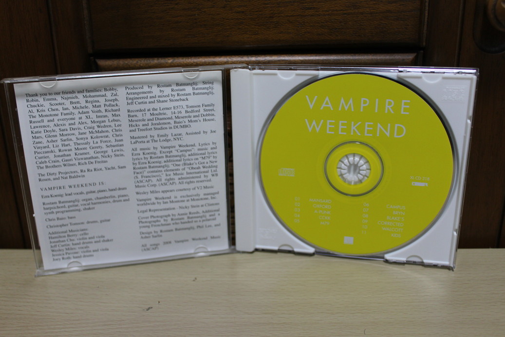 ◆Vampire Weekend - Vampire Weekend / CD スリップケース付 / ヴァンパイア・ウィークエンド◆_画像5