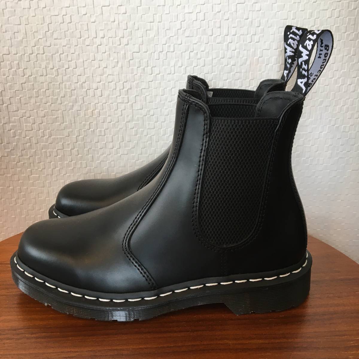 UK5（24.0cm）｜ドクターマーチン Dr.Martens 2976 チェルシーブーツ 黒 ホワイトステッチ 26257001 人気 サイドゴア (新品)(即決)(正規品)