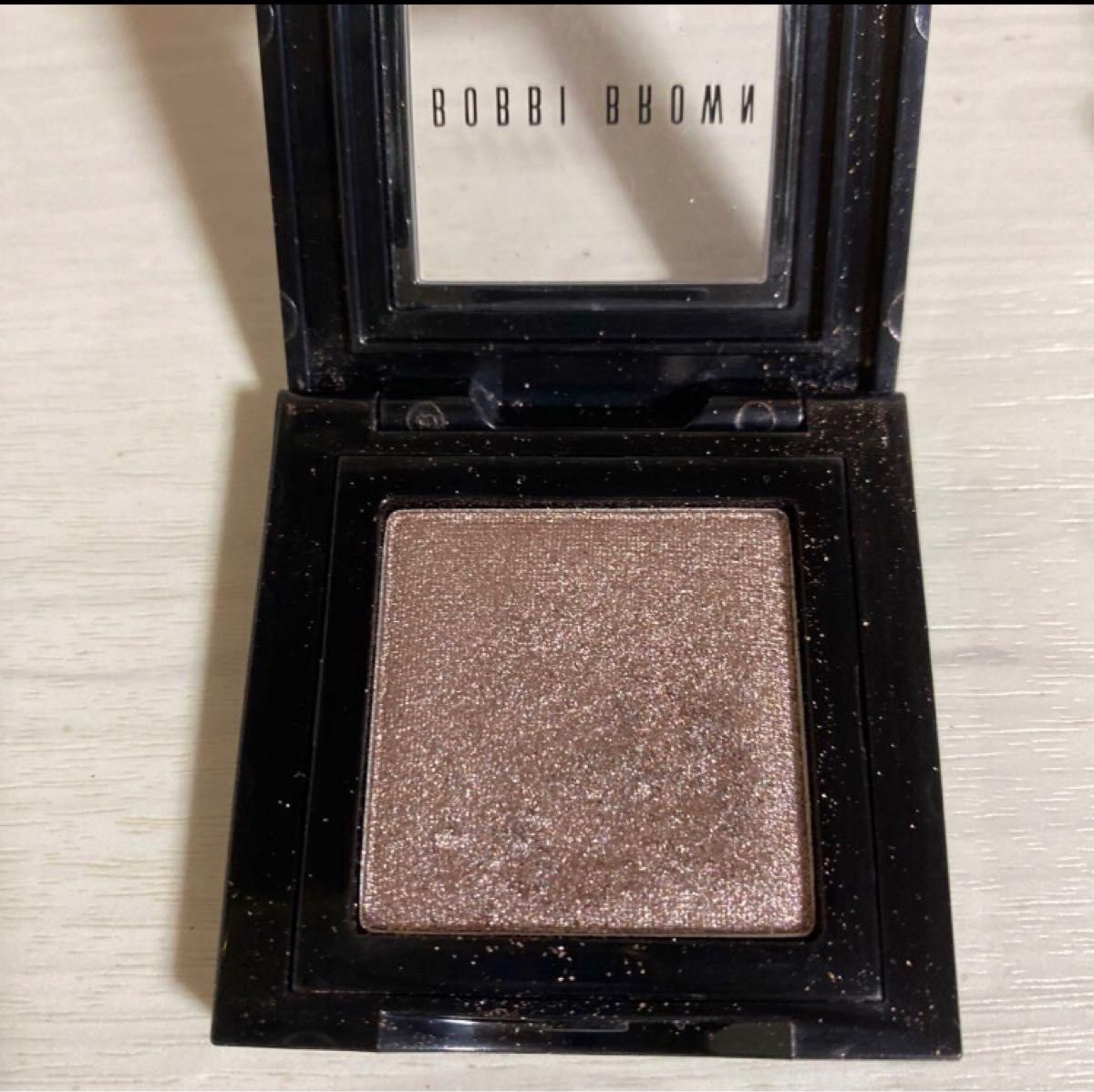 BOBBI BROWN メタリックアイシャドウ 