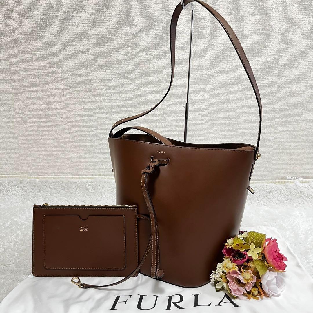 美品 FURLA フルラ ショルダーバッグ 2way 巾着 レザー ハンドバッグ