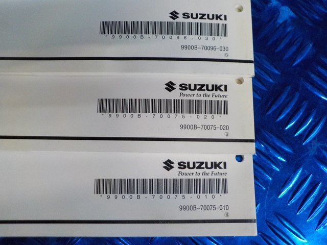 D278●〇★(25)中古SUZUKIスズキ　DR-Z400S　パーツカタログ　DR-Z400S　Y.K1.K3.K5.K6.K7.K8（SK43A)3冊　5-10/5（ま）_画像9