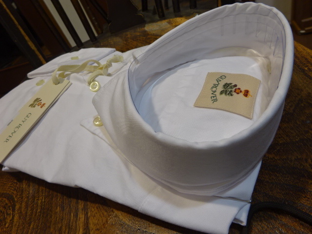 激安！新品　送料無料　イタリア製　ギローバー長袖のシャツ　ホワイト　⑥　M_画像8