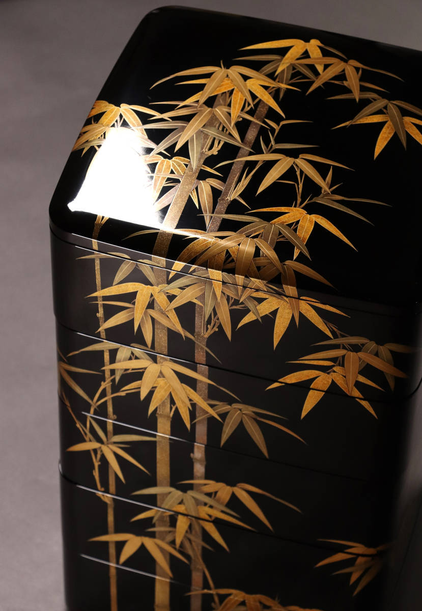 専用品 M449 輪島塗 竹文様金蒔絵 黒塗内朱塗五段重 二枚蓋 木箱 専用品 M449 輪島塗 竹文様金蒔絵 黒塗内朱塗五段重 二枚蓋 木箱