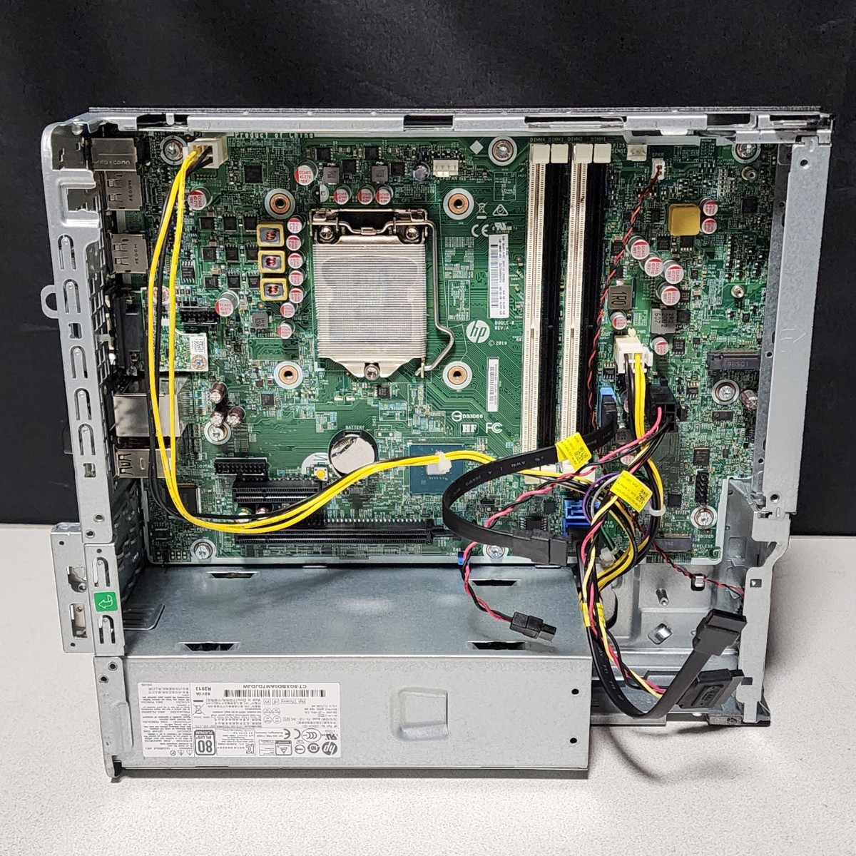 HP ProDesk 600 G5 SFF LGA1151(Q370)マザーボード 180W電源 HP ProDesk 600 G5 SFF LGA1151(Q370)マザーボード 180W電源