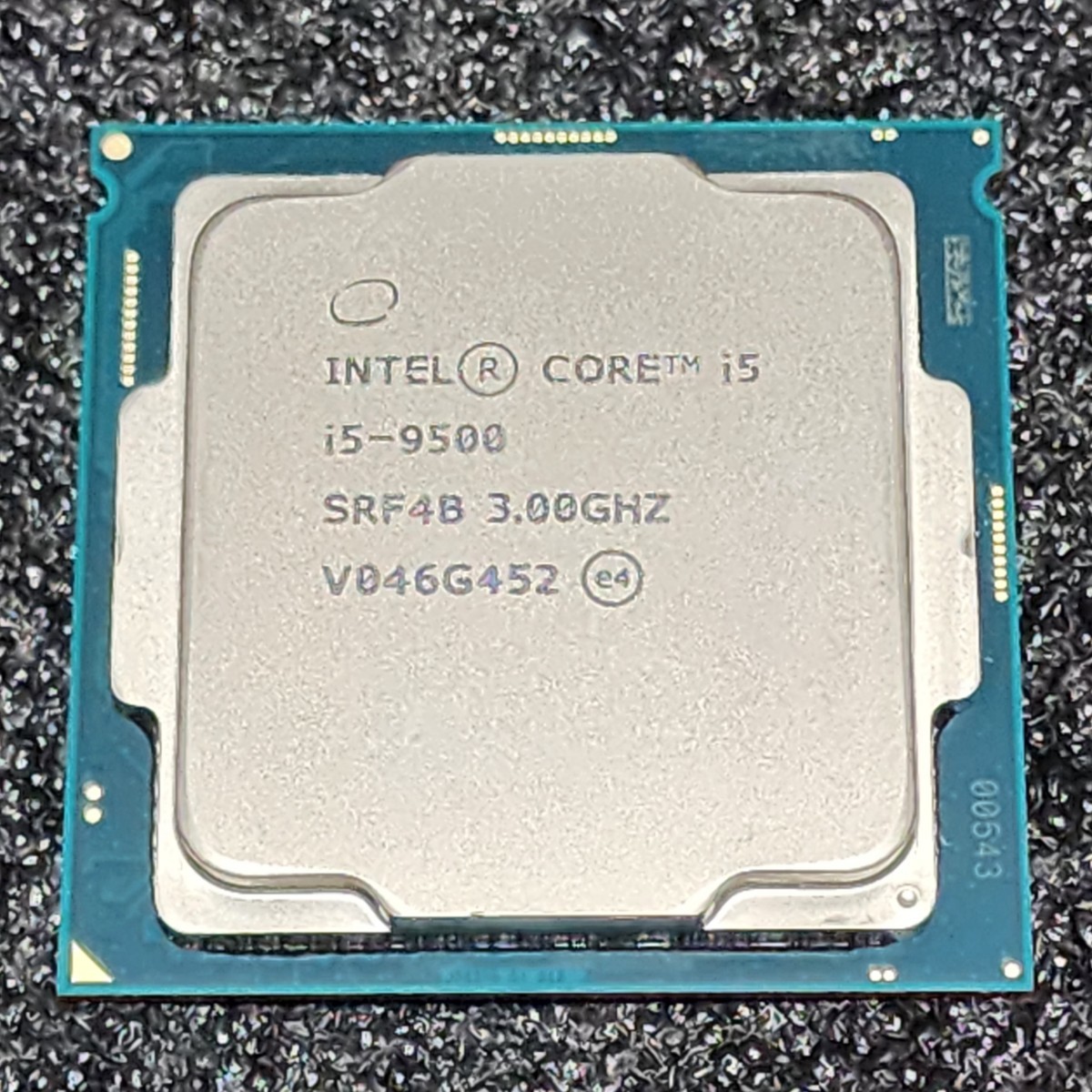 CPU Intel Core i5 9500 3.0GHz 6コア6スレッド CoffeeLake PCパーツ インテル 動作確認済み