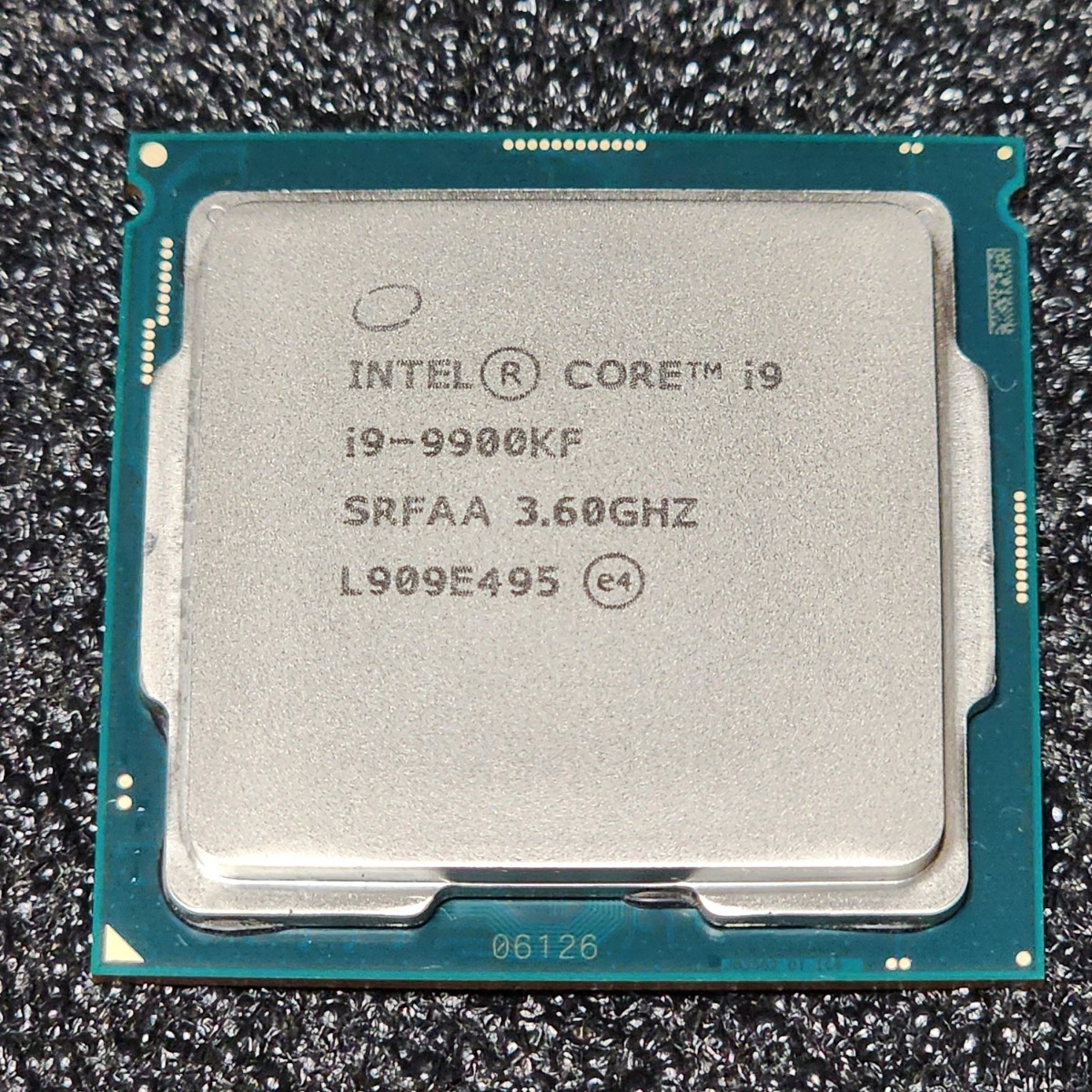 超新作】 i9 Core Intel CPU 9900KF 動作確認済み インテル PCパーツ