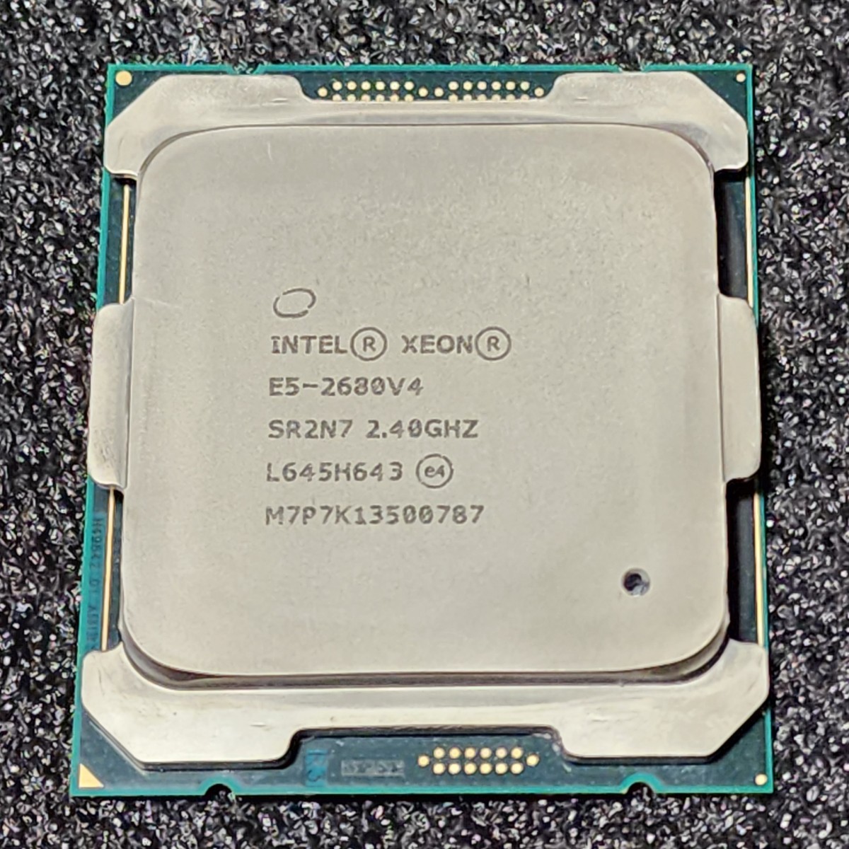 CPU Intel Xeon E5-2680 v4 2 4GHz 14コア28スレッド Broadwell CPU Intel Xeon E5-2680 v4 2 4GHz 14コア28スレッド Broadwell