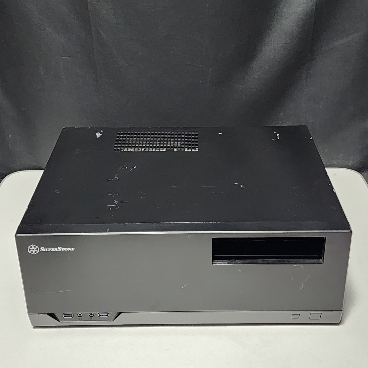 SilverStone Grandia Series SST-GD09B HTPCケース(ATX) ATX電源 SilverStone Grandia Series SST-GD09B HTPCケース(ATX) ATX電源