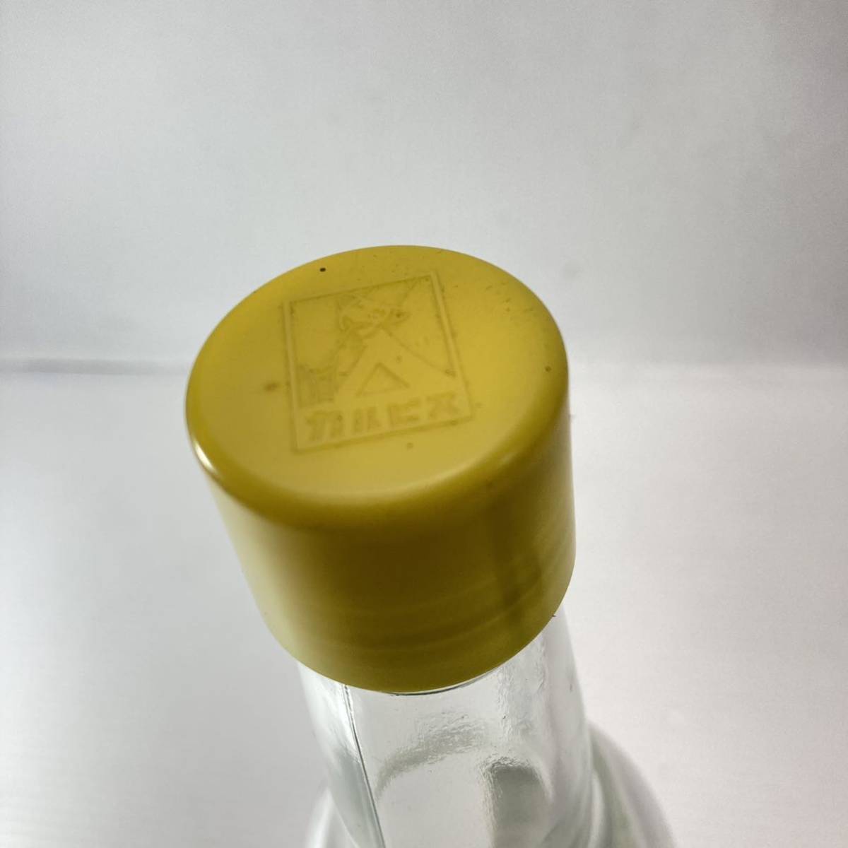 カルピス パイナップル パイン 空瓶 瓶 昭和 レトロ ボトル ガラクタ ビン コレクション_画像5
