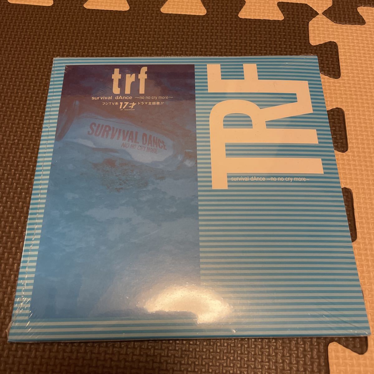 【新品未開封】TRF 7inch survival dance / masquerade_画像1