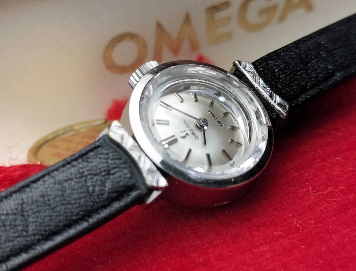 オメガ カクテルウォッチ 手巻き式腕時計 1960年代 箱、タグ付き 