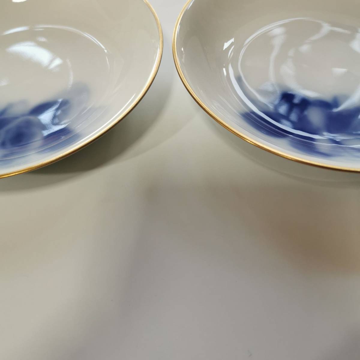 大倉陶園 シルバー印 ブルーローズ＆金縁 14cmディーププレート フルーツ皿 小皿2枚セット USED美品の画像3