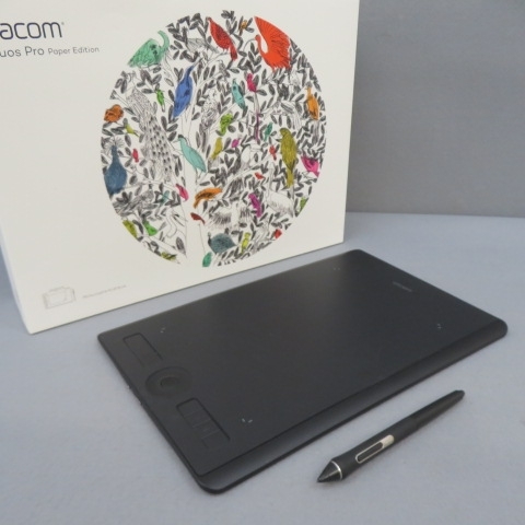 新着商品 RKO310☆wacom プロフェッショナルペンタブレット PTH-660/K