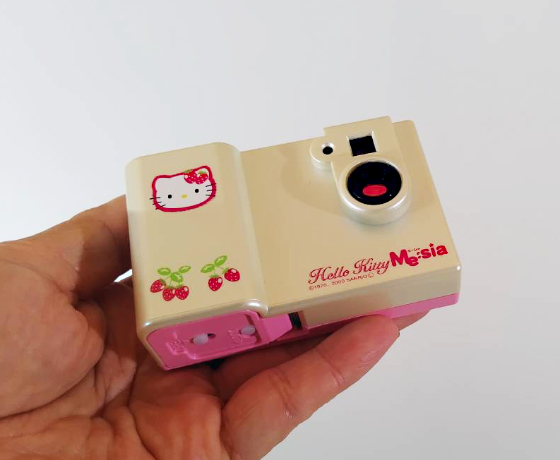 レトロ TOMY トミー デジカメ「Me:sia(ミーシャ)」ハロー レトロ TOMY トミー デジカメ「Me:sia(ミーシャ)」ハロー