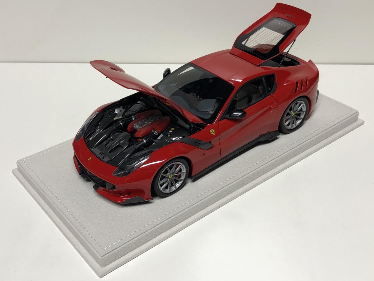 BBR 1/18スケール用 ディスプレイケース 台座セット ホワイトアルカンターラ ホワイトステッチの画像2