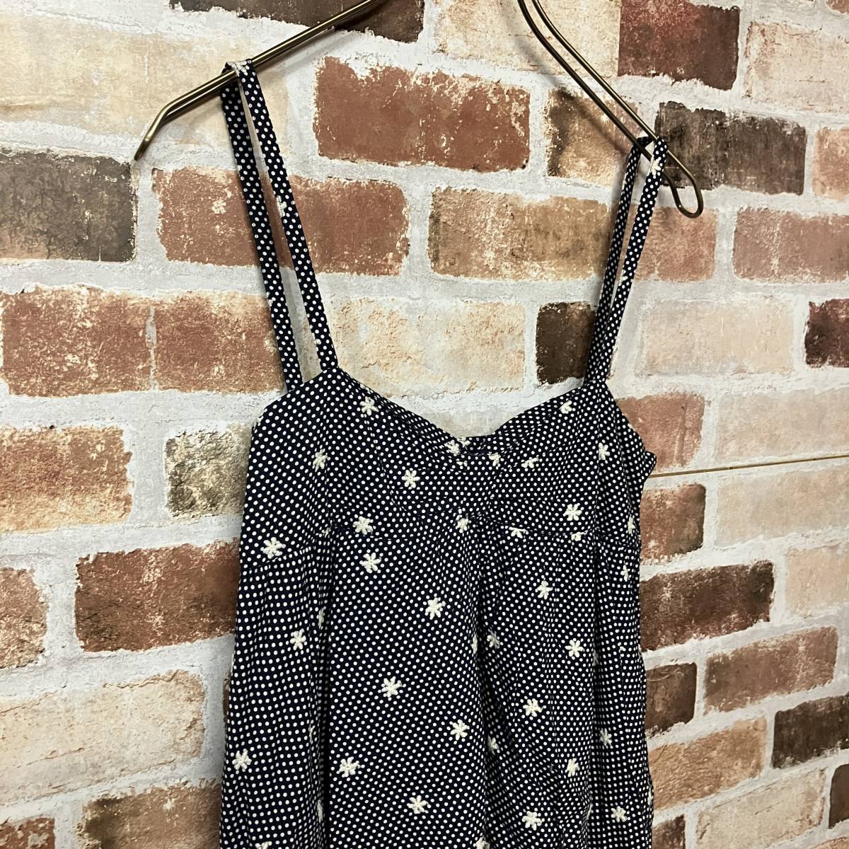 【me】刺繍花柄キャミソールフレアワンピース_画像3