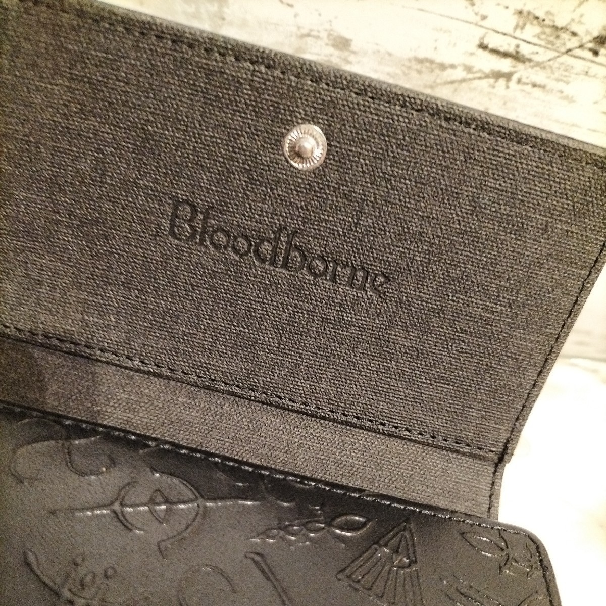 超希少　新品未使用　Bloodborne　三つ折り財布　ウォレット　財布_画像3