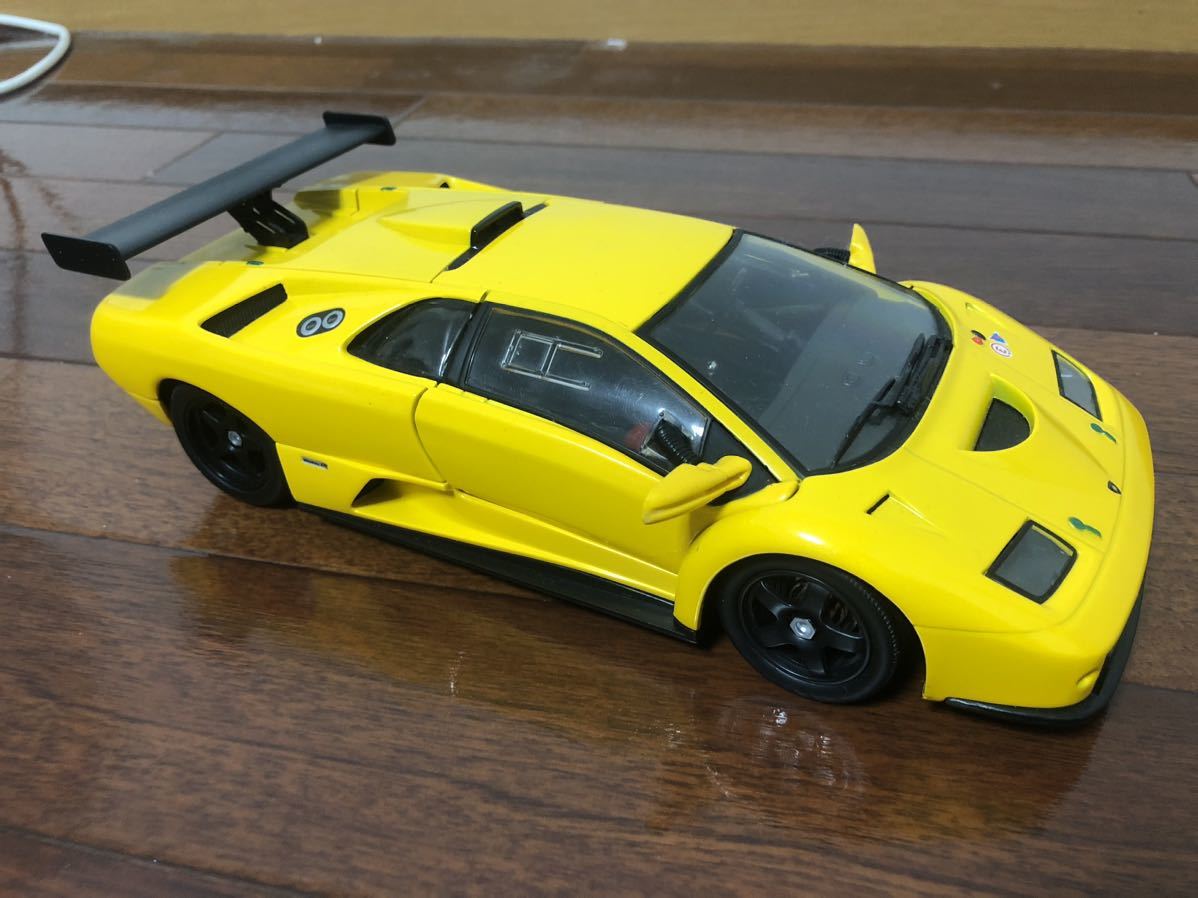 ホットウィール製　1/18ランボルギーニディアブロGTR イエロー Lamborghini DIABLO hotwheels_画像4