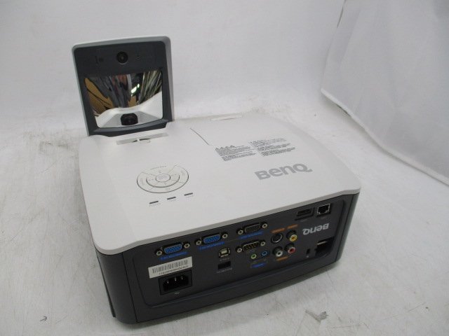 BenQ DLP 短焦点プロジェクタ MW853UST 中古 ランプ点灯時間 62h Q0205_画像1