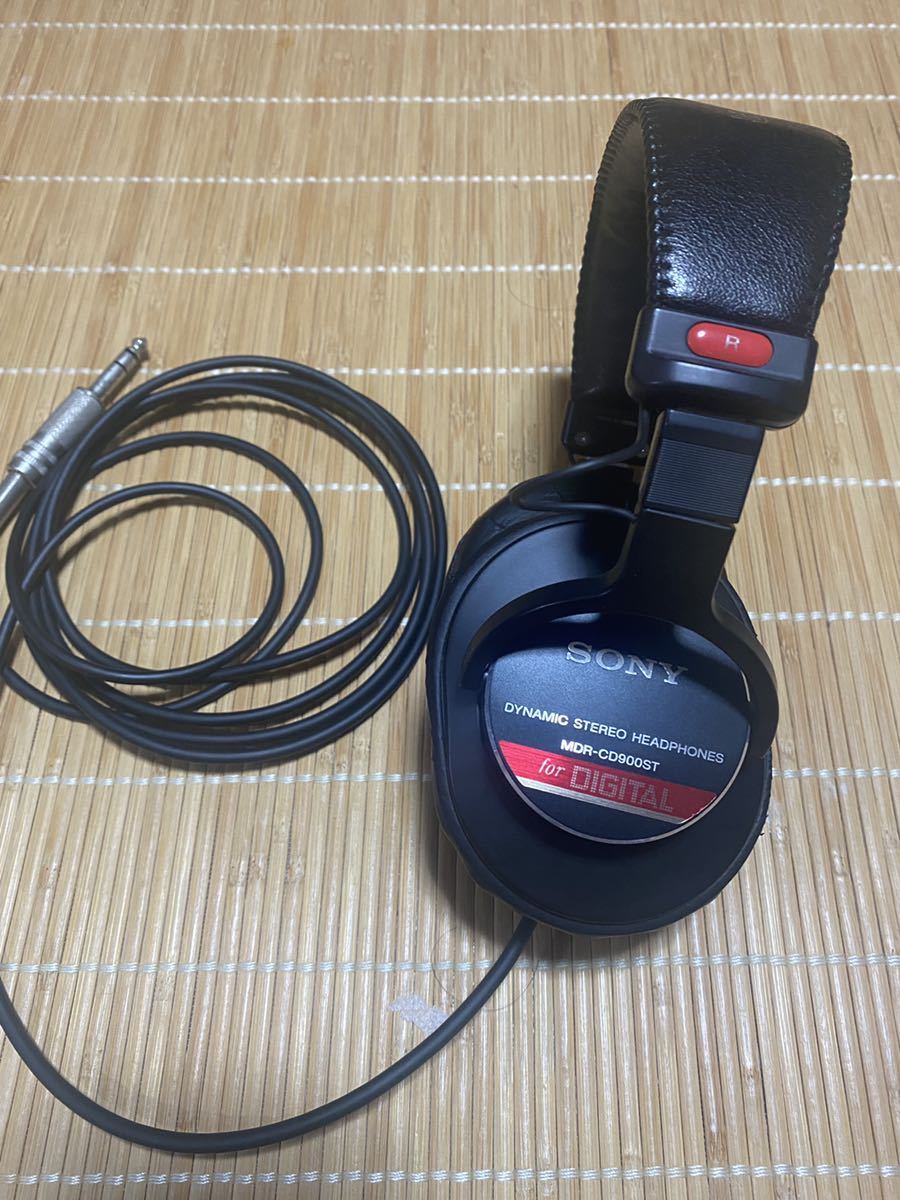 2022年製 新品】 SONY ヘッドフォン モニターヘッドホン MDR-CD900ST
