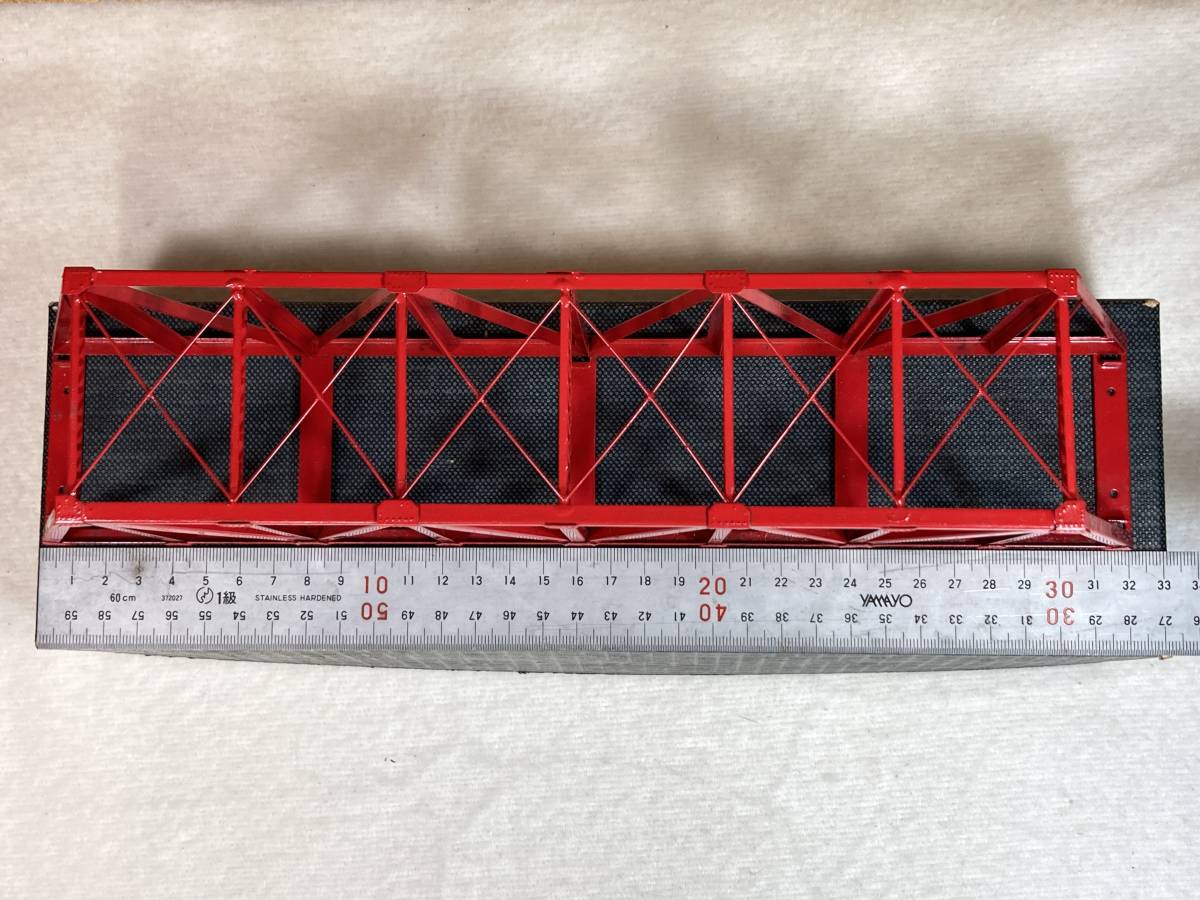 未使用品　エンドウ　HOゲージ　鉄橋 No.3（ワーレントラス型・赤塗装・金属製）全長320㎜、幅62㎜、全高93㎜_画像6