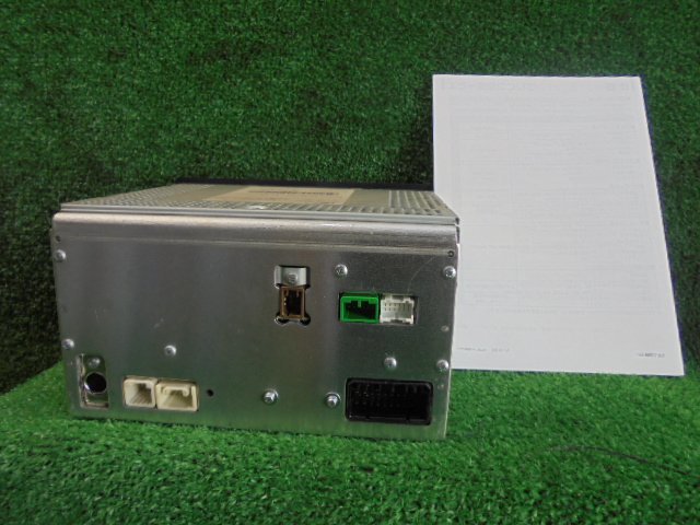 3EV7529 QN3)) スズキ ソリオ MA15S 2型 前期型 S バックモニター付CDプレーヤー 純正 バックモニター付きCDオーディオデッキ_画像4