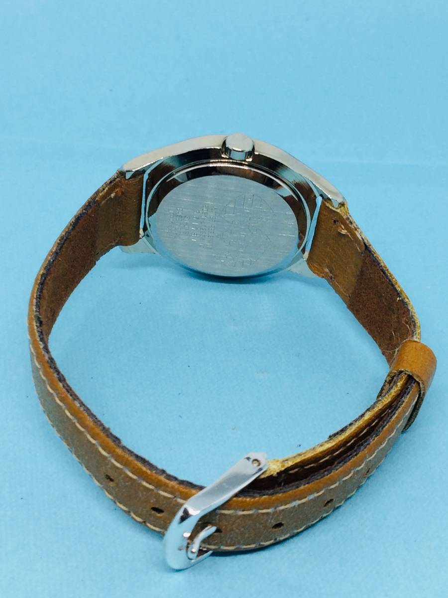 (Z38)クラシカルな(*'▽')LANCEL・ランセル（電池交換済み）シルバー・レディス腕時計USED（送料全国一律185円）洒落た時計です。の画像8