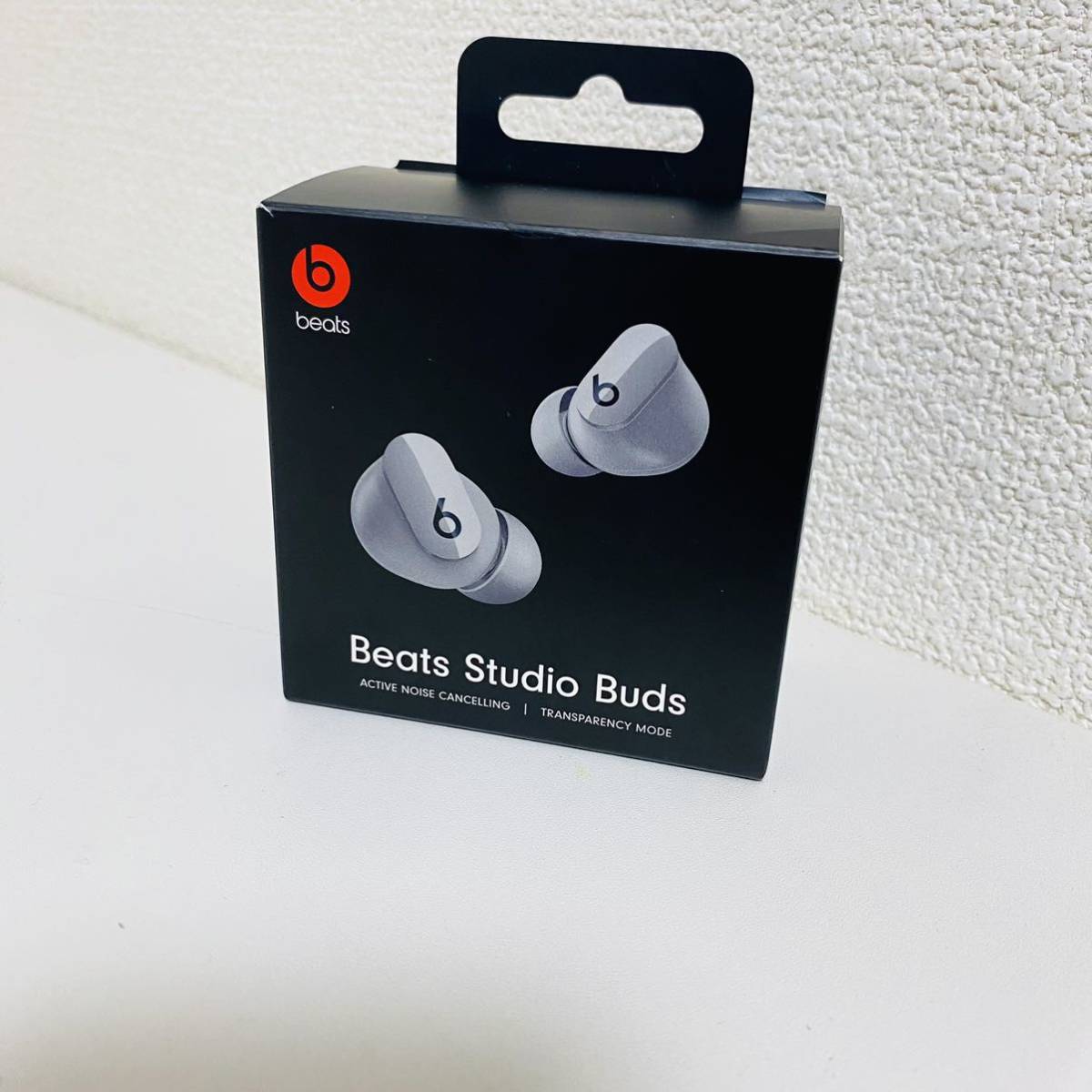 最新エルメス Beats Studio Buds ムーングレイ その他 - toby-marshall.com