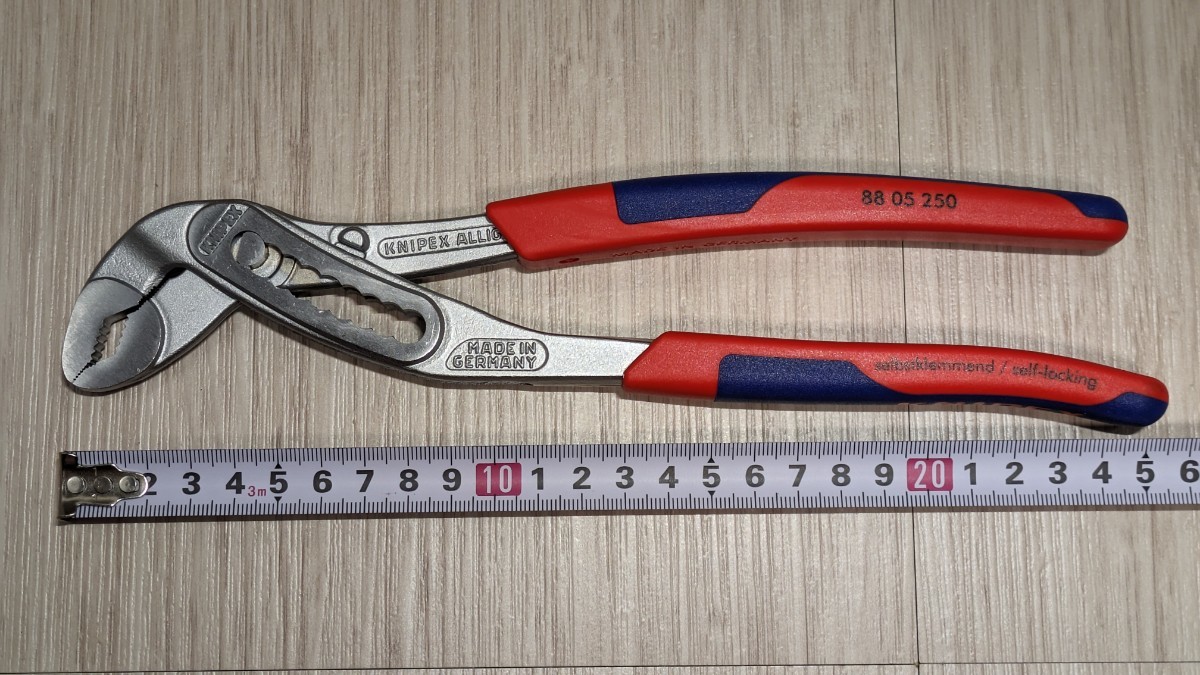 クニペックス【KNIPEX】250㎜　8805-250 アリゲーターウォーターポンププライヤー　新品未使用★在庫あり