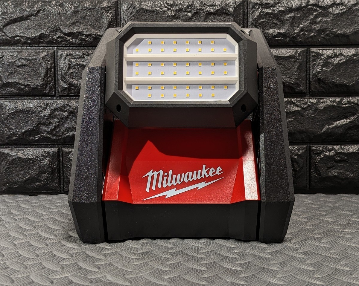 インボイス対応可 ミルウォーキーツール【Milwaukee】M18 LED インボイス対応可 ミルウォーキーツール【Milwaukee】M18 LED