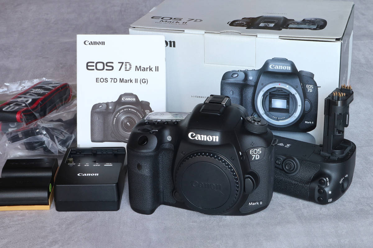 返品不可】 7D EOS キヤノン ☆Canon Mark 付☆ BG-E16 Ⅱバッテリー